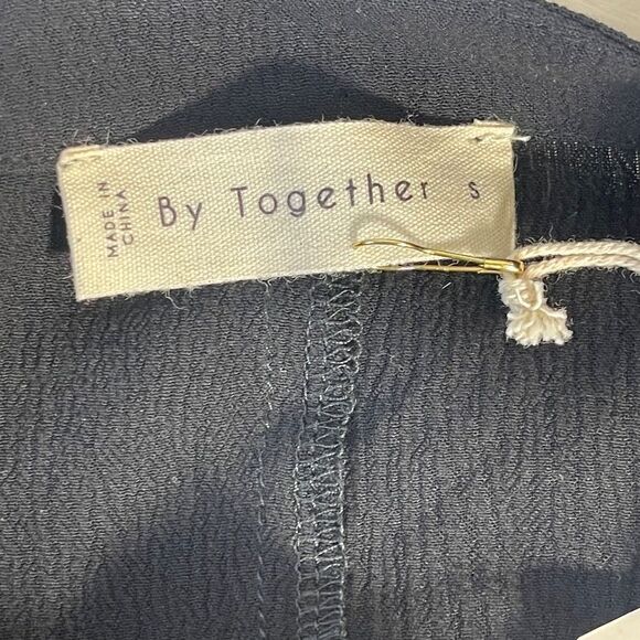 By Together NWT Black Round Neck Raw Hem Gauze Top Lace Detailing on Front Sz S - Picture 6 of 11
